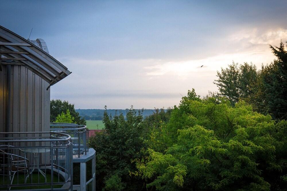 Landhotel Lewitz Muehle Banzkow Exterior photo