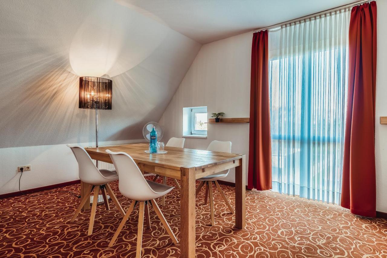 Landhotel Lewitz Muehle Banzkow Exterior photo