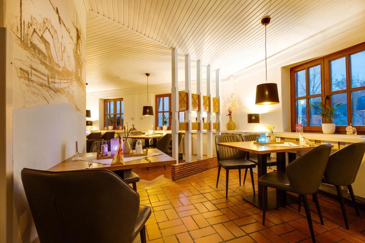 Landhotel Lewitz Muehle Banzkow Exterior photo