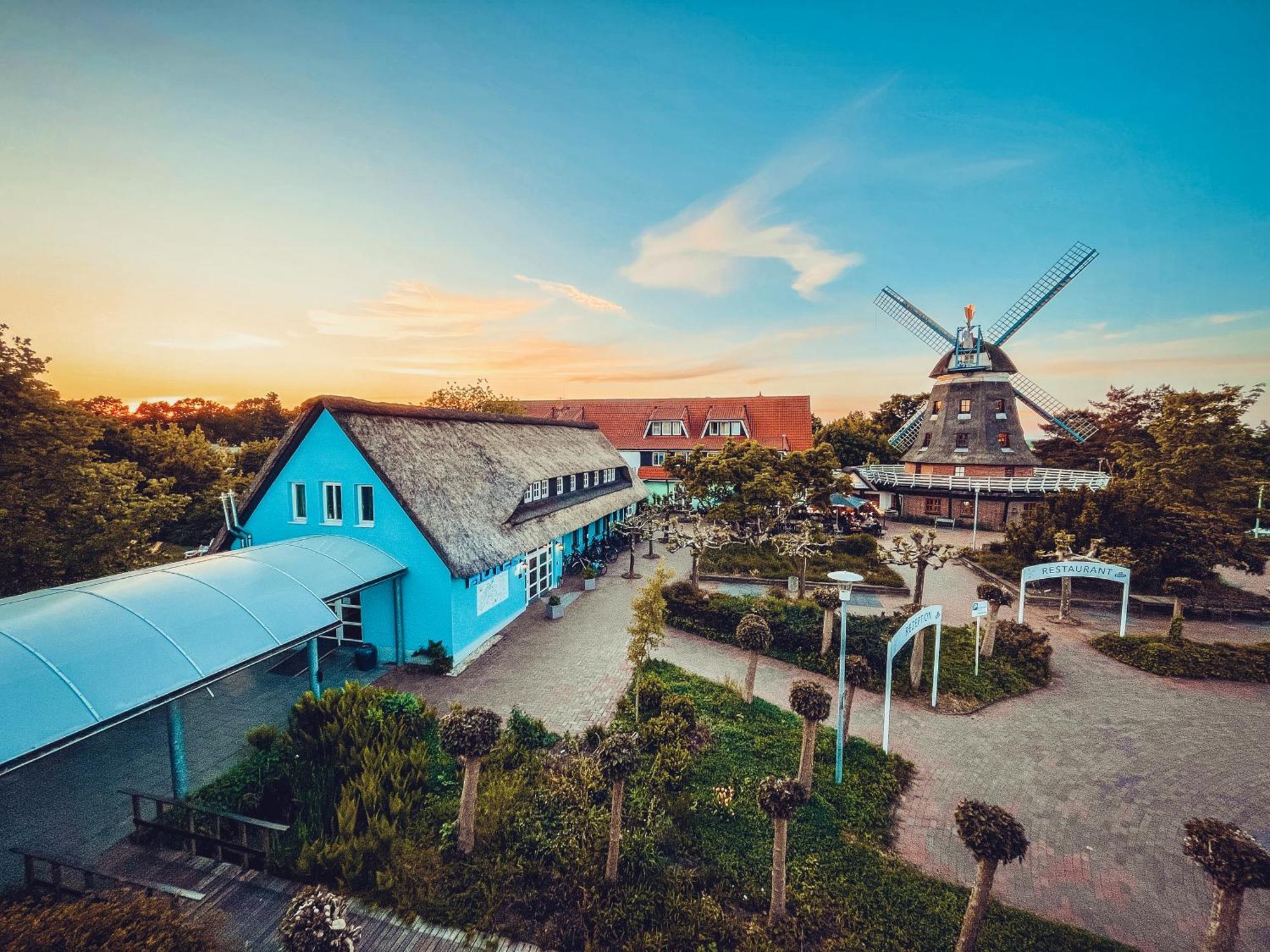 Landhotel Lewitz Muehle Banzkow Exterior photo
